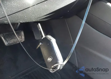 2021 Kia Forte Lxs z USA, uszkodzony, nr VIN 3KPF24AD2ME347548